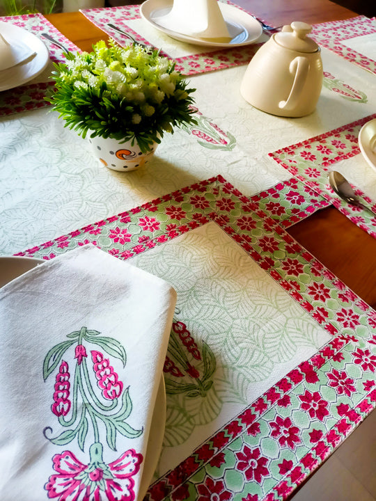Red Motif Table Mat & Napkin set with Runner